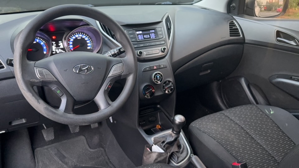 Hyundai-HB20-1.0 COMFORT 12V FLEX 4P MANUAL