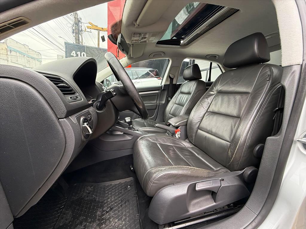 Volkswagen Jetta - 2.5 I 20V 150CV GASOLINA 4P TIPTRONIC