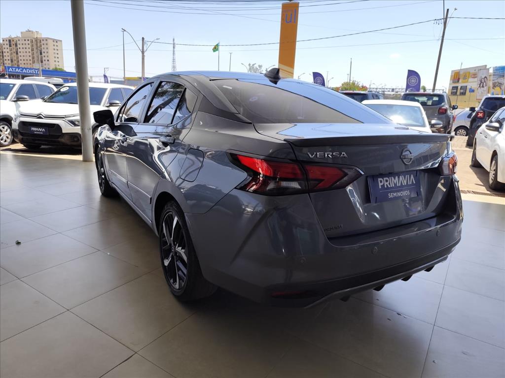 VERSA 1.6 16V FLEX EXCLUSIVE XTRONIC