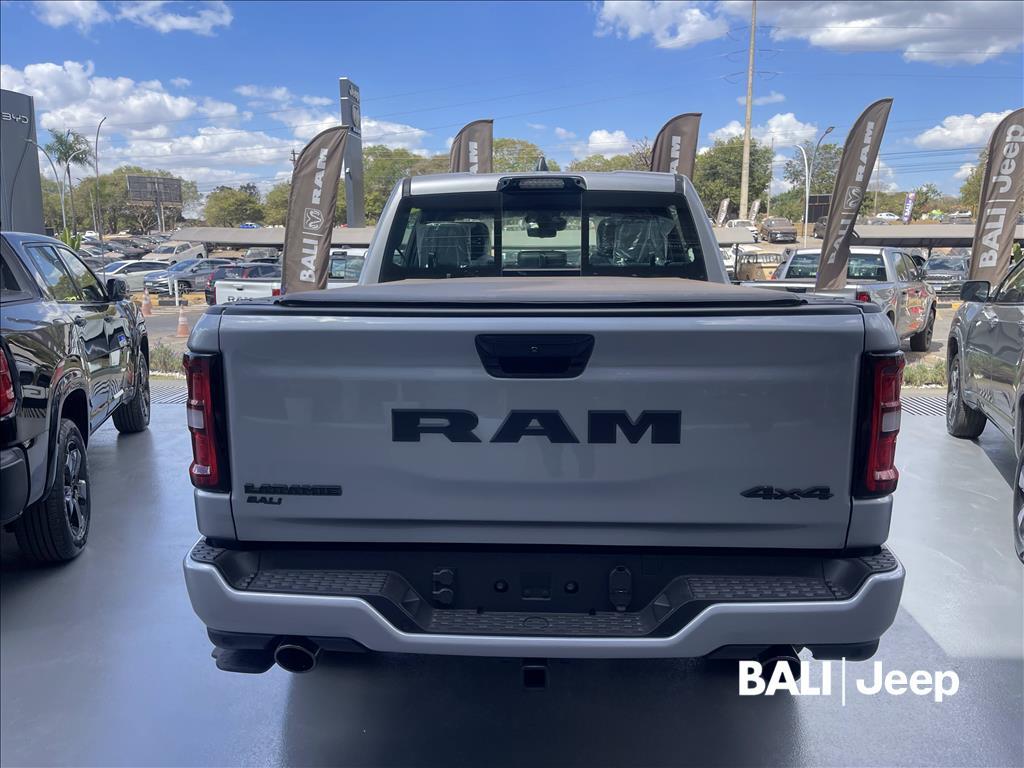 1500 3.0 HURRICANE 6 BITURBO GASOLINA LARAMIE NIGHT EDITION CD 4X4 AUTOMÁTICO