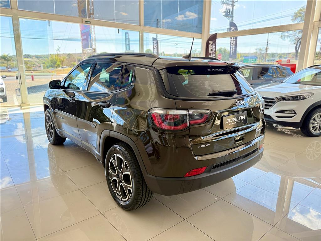 COMPASS 2.0 16V FLEX SPORT AUTOMÁTICO
