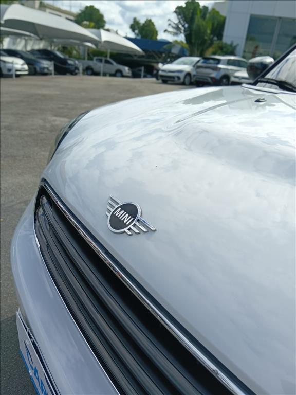 COUNTRYMAN 1.5 12V TWINPOWER TURBO GASOLINA COOPER EXCLUSIVE STEPTRONIC18