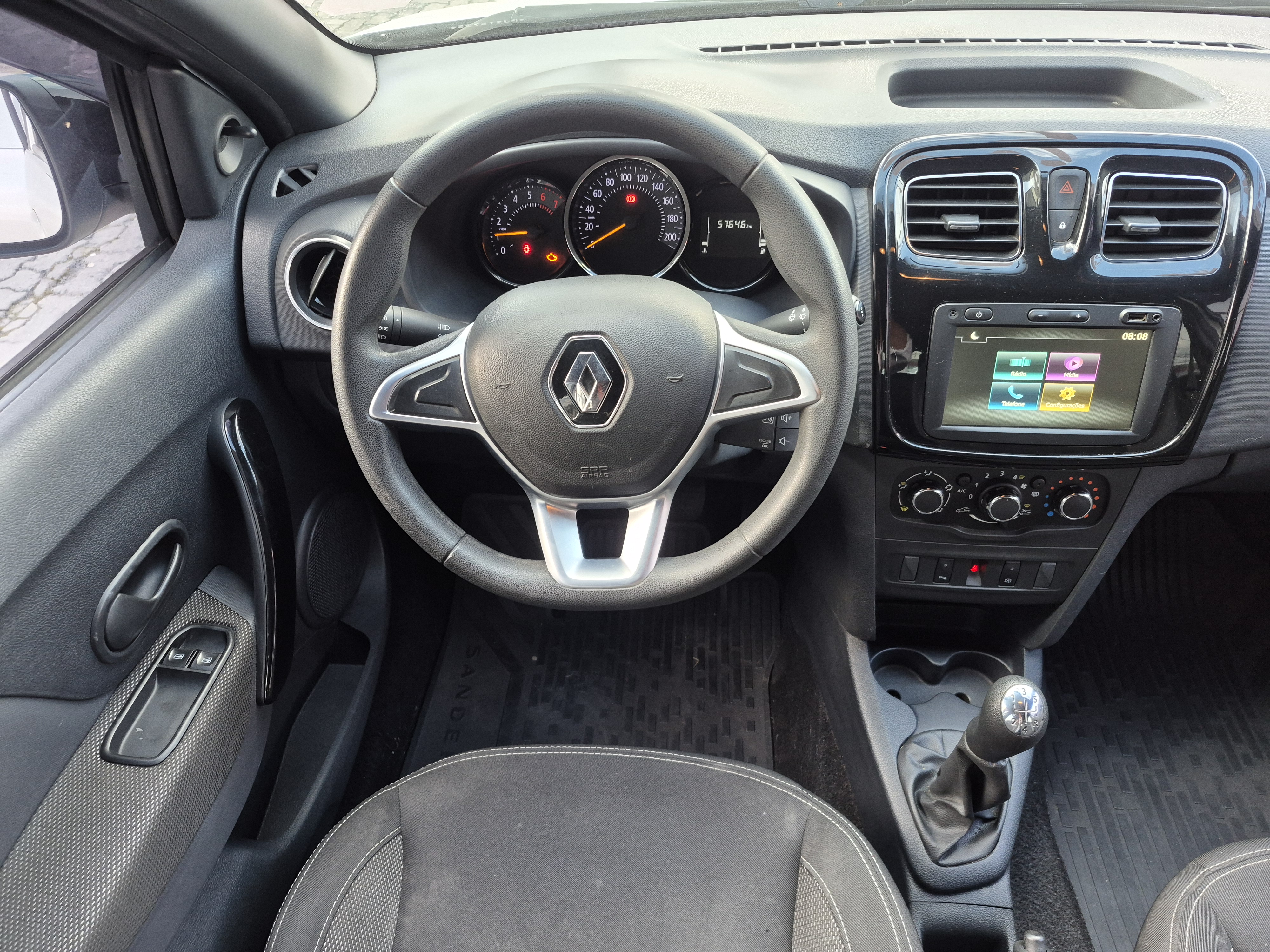RENAULT SANDERO