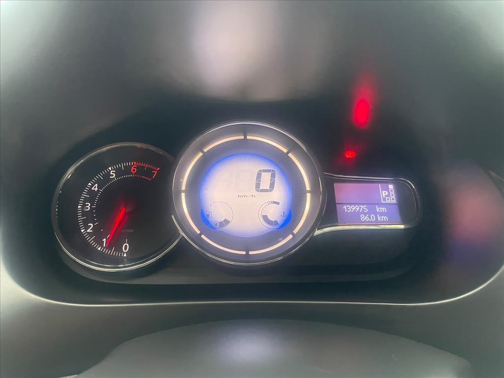 Renault-FLUENCE-2.0 PRIVILÉGE 16V FLEX 4P AUTOMÁTICO