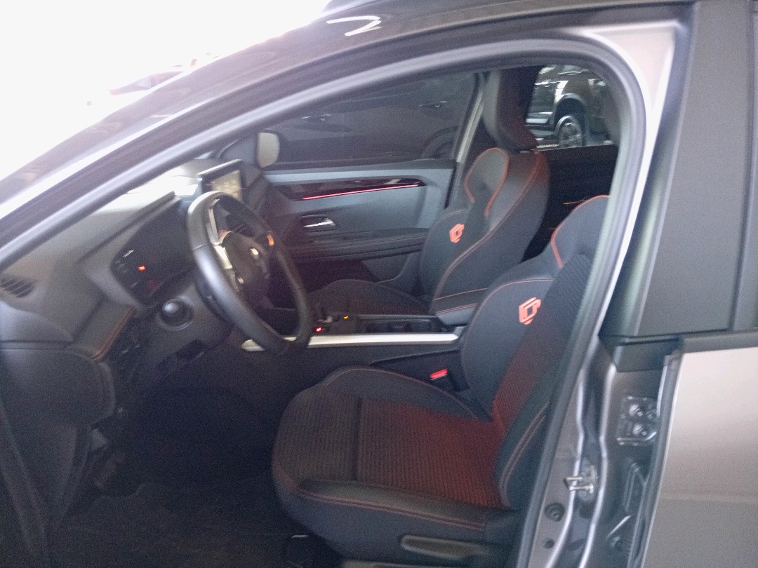 Renault-KARDIAN-1.0 TCE FLEX PREMIÉRE EDITION EDC