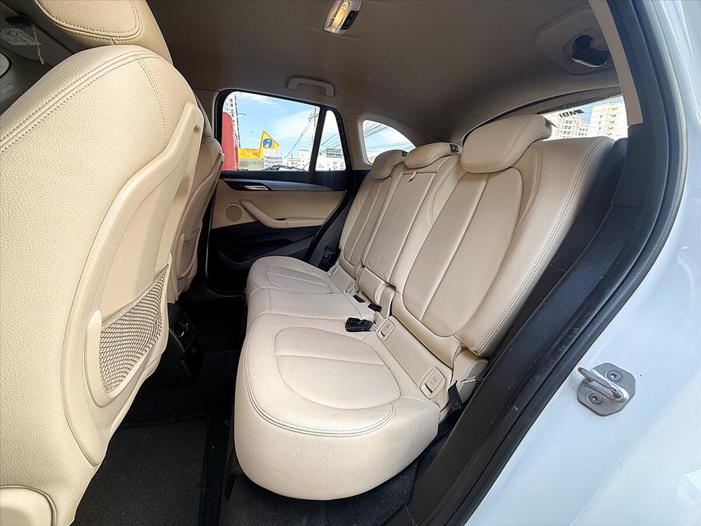 BMW X1 - 2.0 16V TURBO ACTIVEFLEX SDRIVE20I 4P AUTOMÁTICO