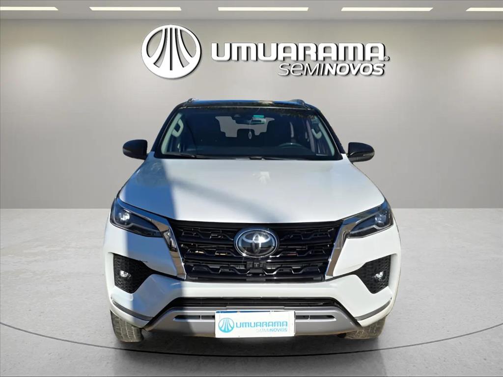 HILUX 2.8 D-4D TURBO DIESEL CD SRX 4X4 AUTOMÁTICO5