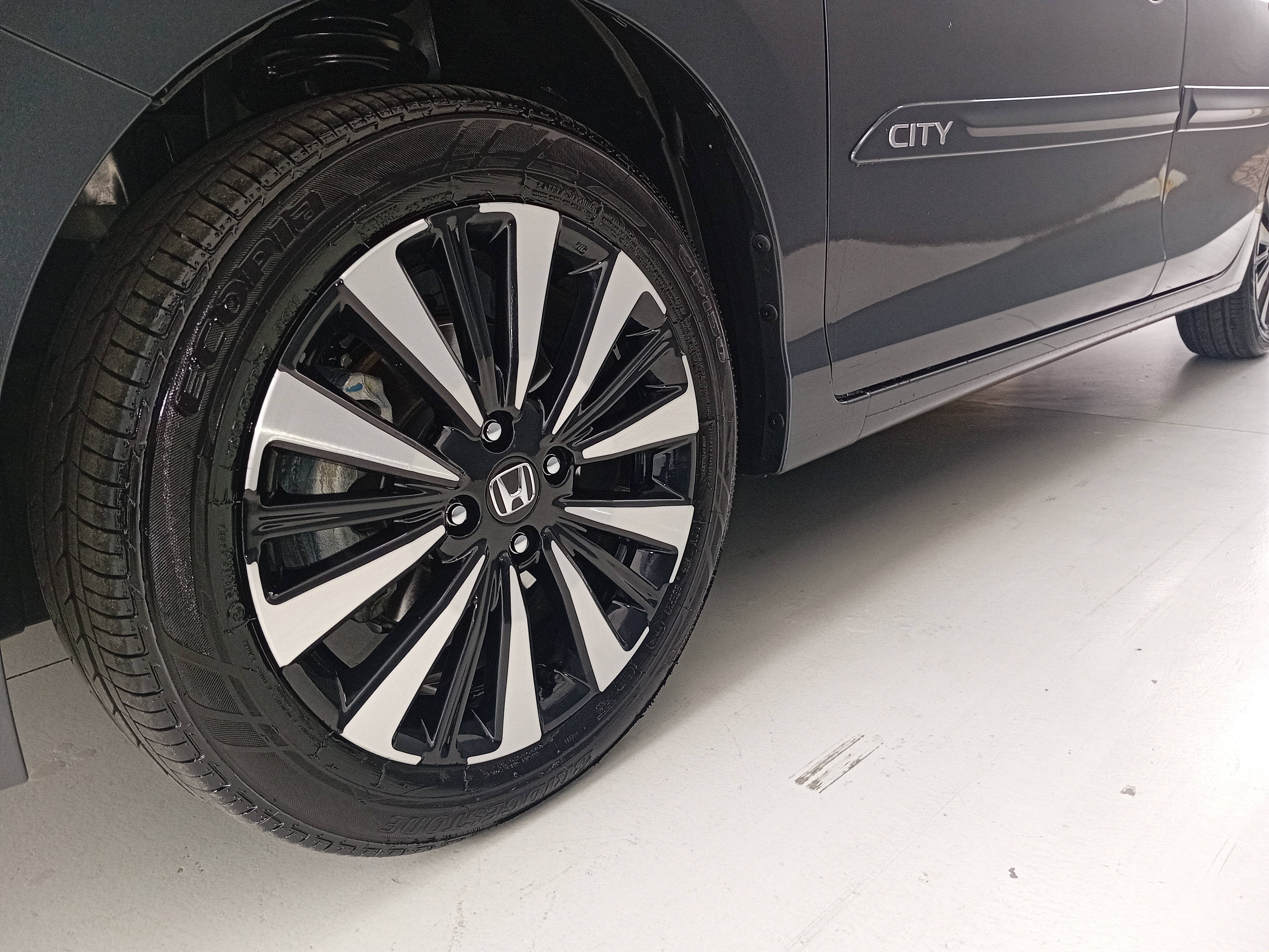 CITY 1.5 i-VTEC FLEX HATCH EXL CVT16