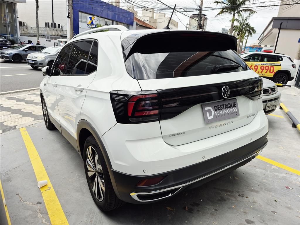 Foto ilustrativa do carro