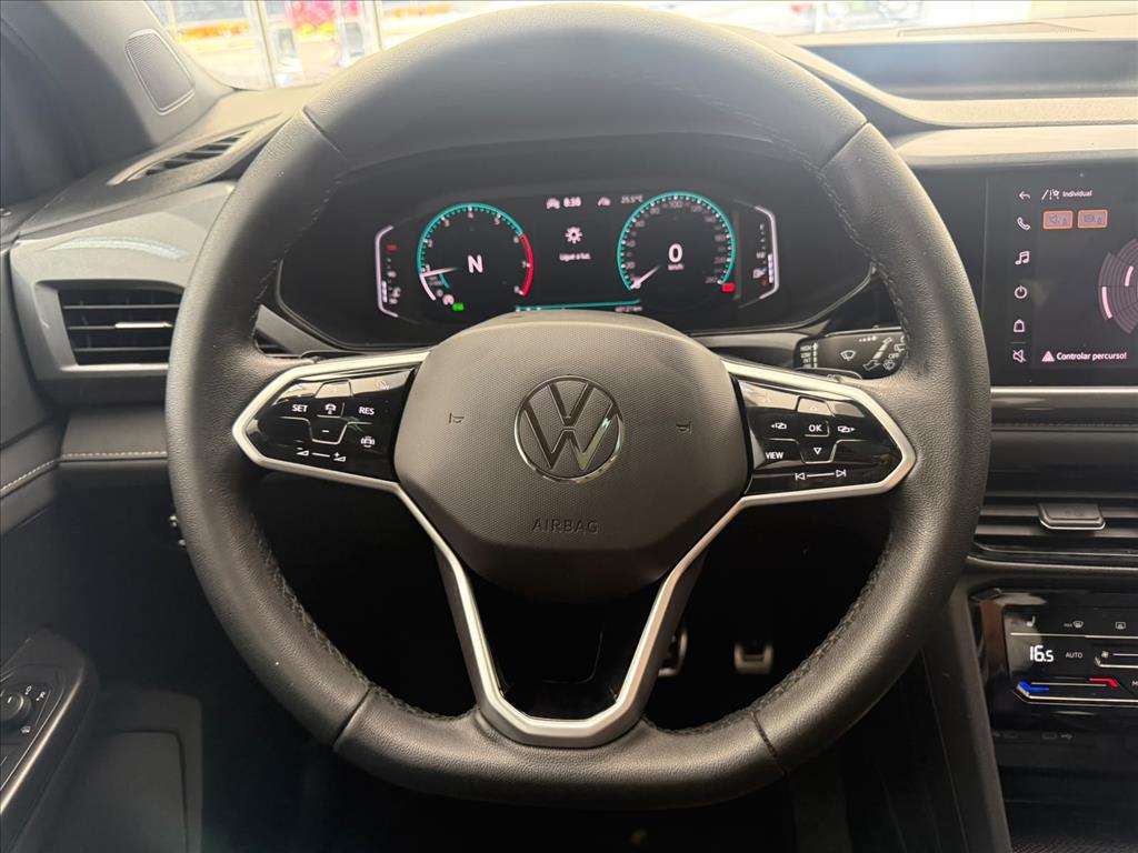 TAOS 1.4 250 TSI TOTAL FLEX HIGHLINE AUTOMÁTICO11