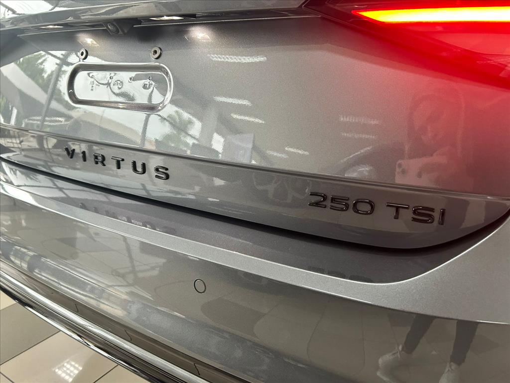 VIRTUS 1.4 250 TSI EXCLUSIVE AUTOMÁTICO6