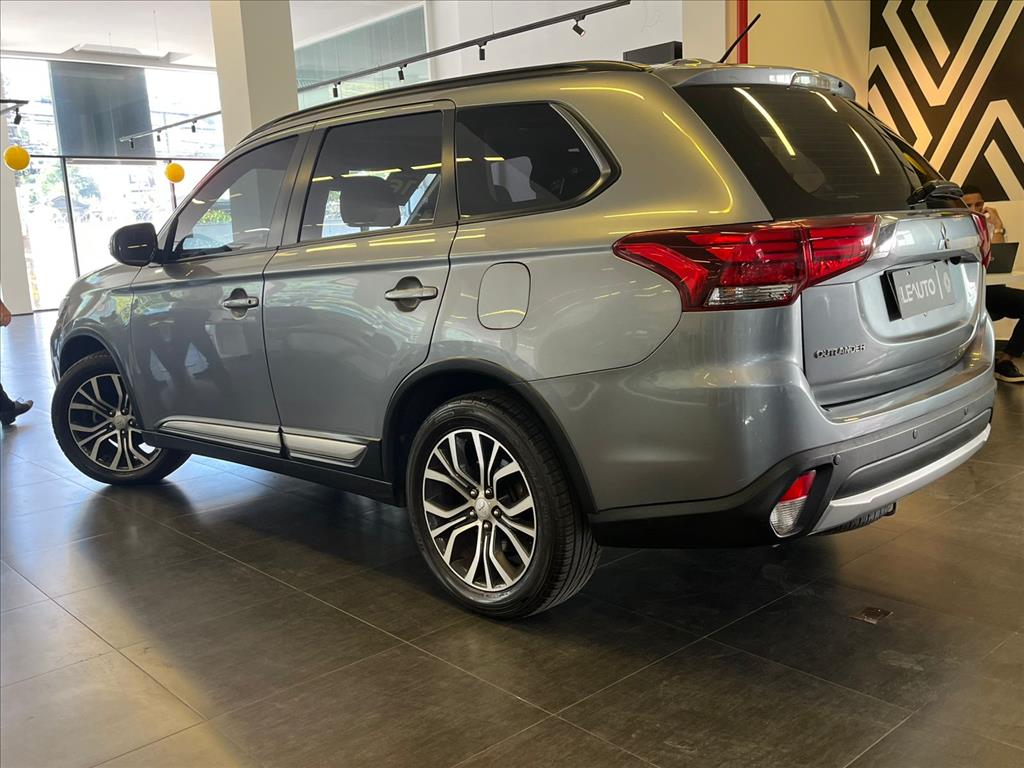 OUTLANDER 2.0 16V GASOLINA 4P AUTOMÁTICO10