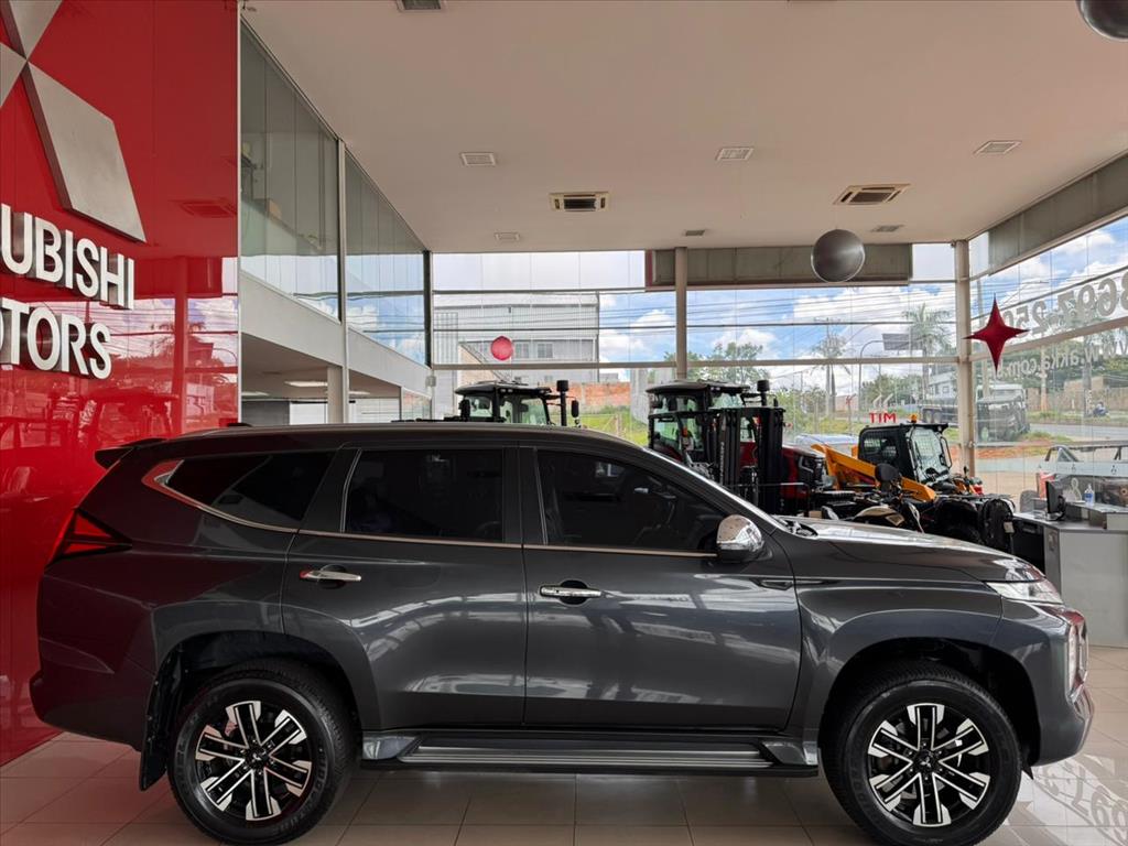 Mitsubishi-PAJERO SPORT-2.4 16V MIVEC TURBO DIESEL HPE-S AWD AUTOMÁTICO