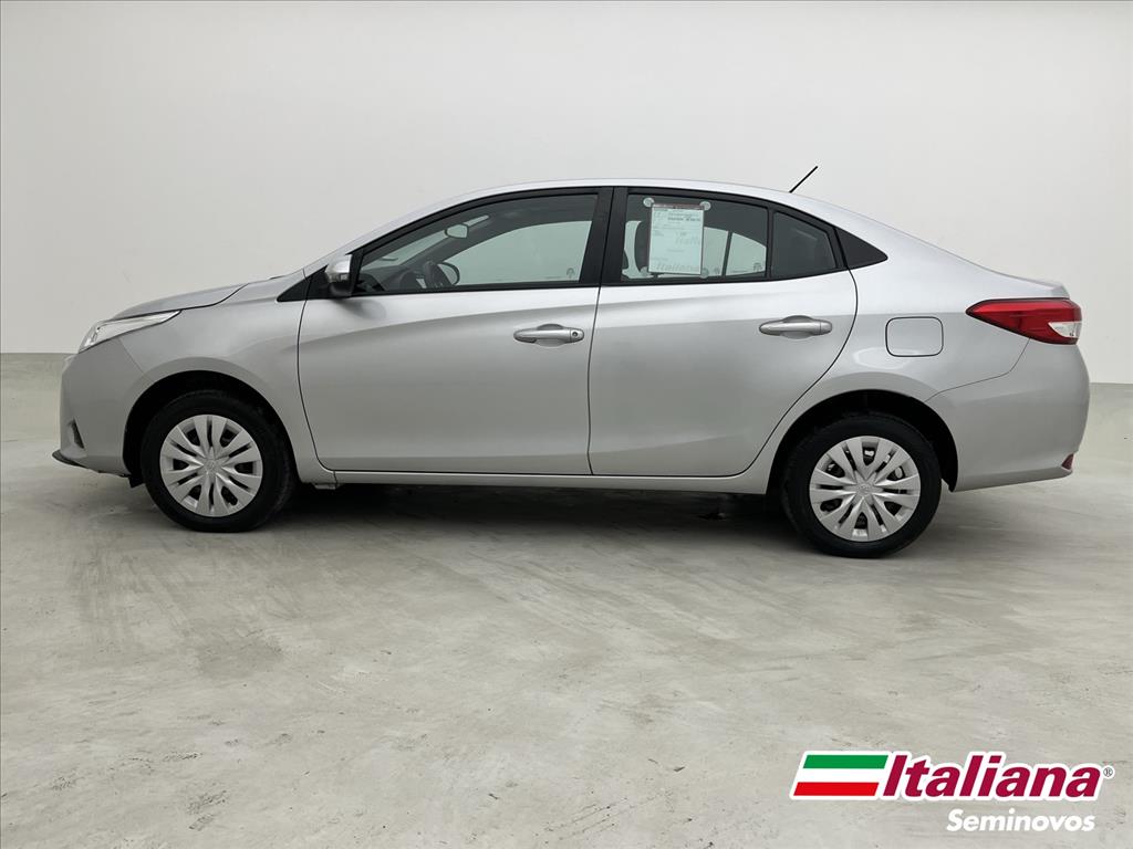 YARIS 1.5 16V FLEX SEDAN XL MULTIDRIVE1