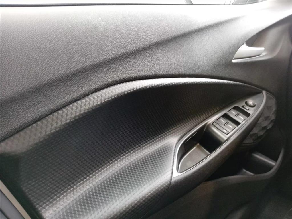 ONIX 1.0 TURBO FLEX LT AUTOMÁTICO9