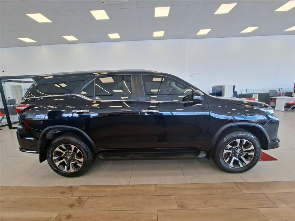 HILUX SW4 2.8 D-4D TURBO DIESEL SRX PLATINUM 4X4 AUTOMÁTICO5