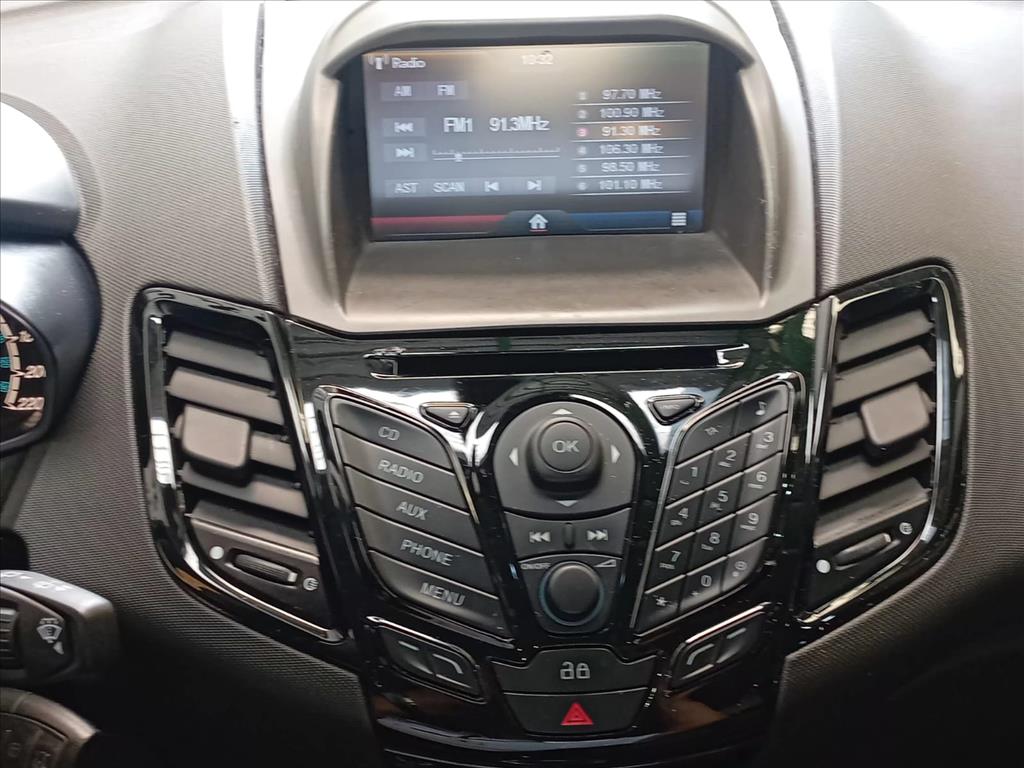 FIESTA 1.6 TITANIUM HATCH 16V FLEX 4P POWERSHIFT8