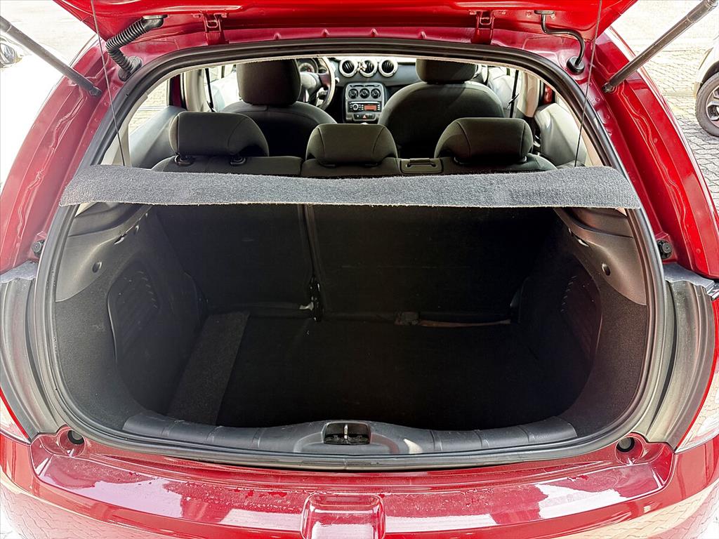 Citroën C3 - 1.5 ATTRACTION 8V FLEX 4P MANUAL