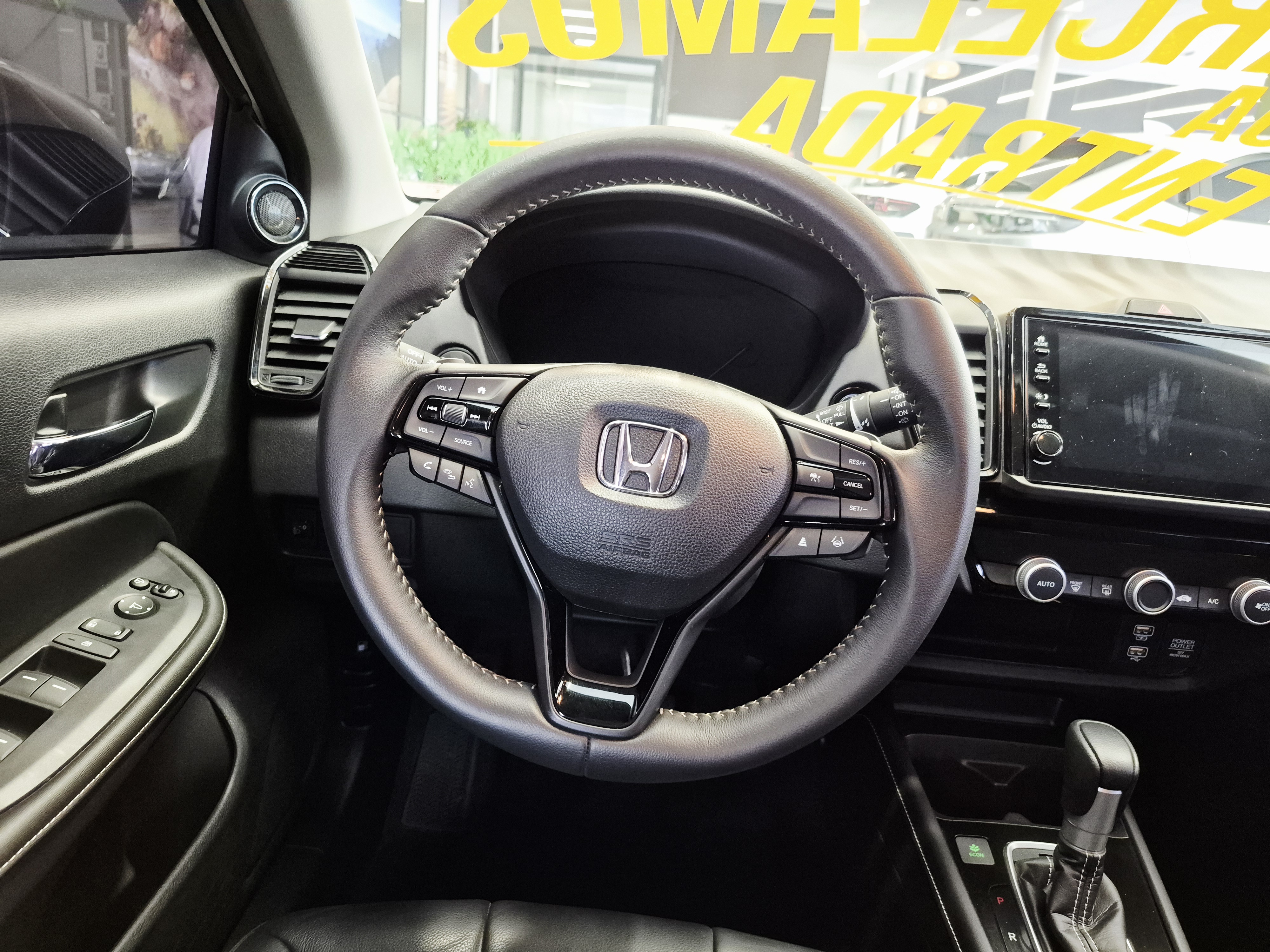 Foto ilustrativa do carro