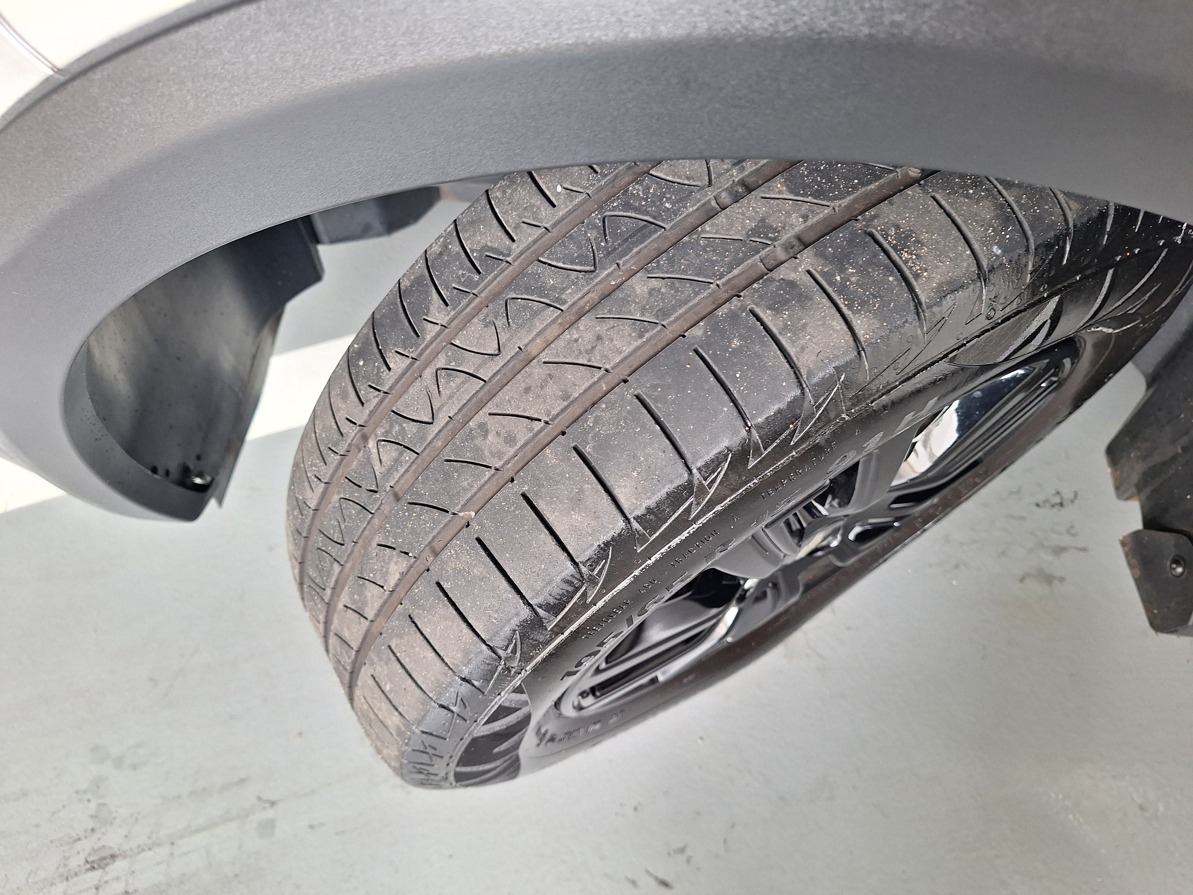 GM - Chevrolet-ONIX-1.4 MPFI ACTIV 8V FLEX 4P AUTOMÁTICO