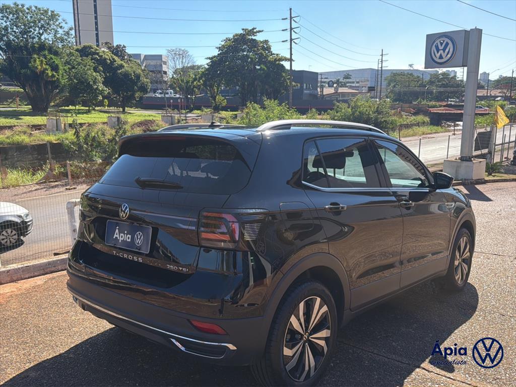 T-CROSS 1.4 250 TSI TOTAL FLEX HIGHLINE AUTOMÁTICO2