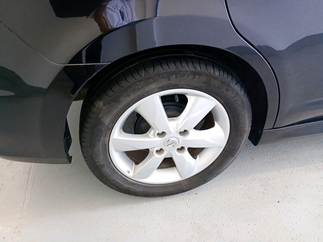 TIIDA 1.8 SL 16V FLEX 4P MANUAL8