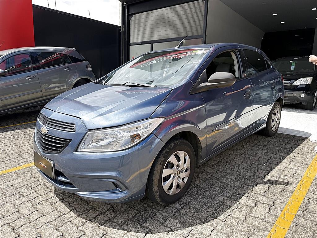Chevrolet Onix - 1.0 MPFI LS 8V FLEX 4P MANUAL