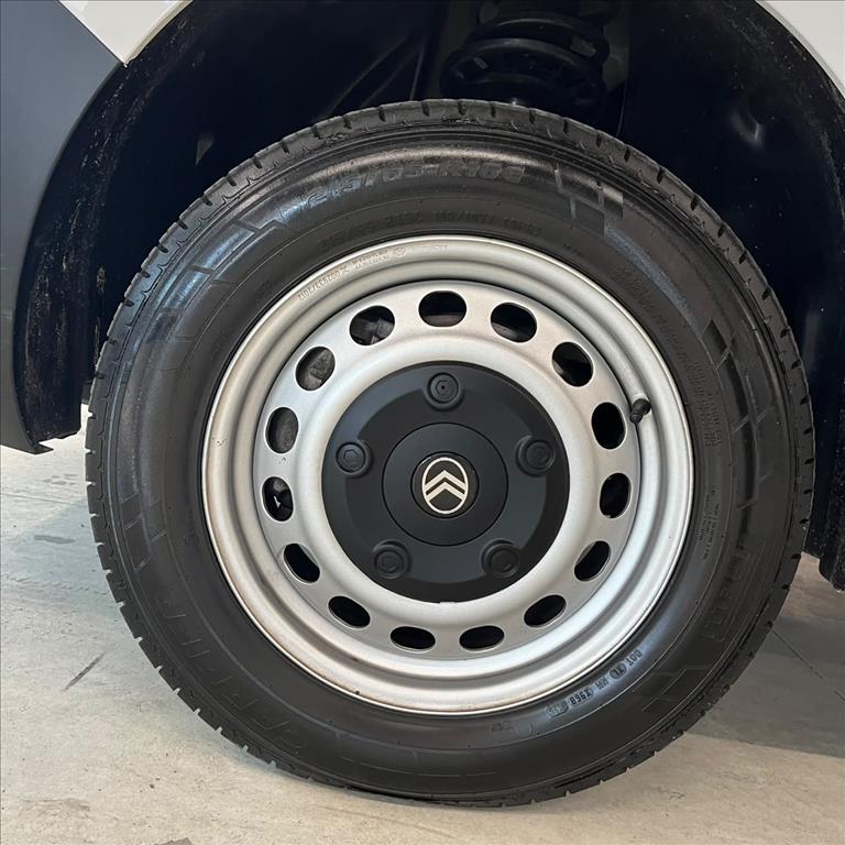 JUMPY 2.2 TURBO DIESEL CARGO MANUAL13