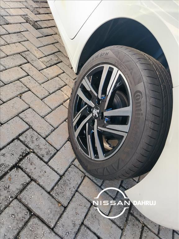 208 1.0 TURBO 200 FLEX ALLURE CVT6