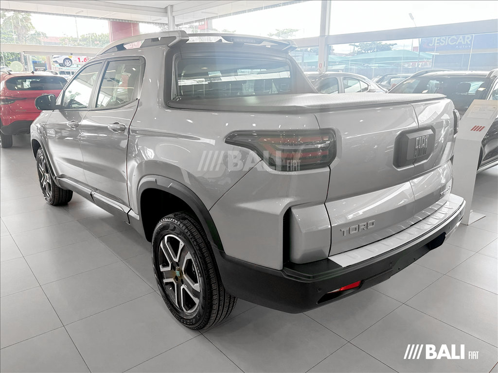 TORO 1.3 TURBO 270 FLEX FREEDOM AT65