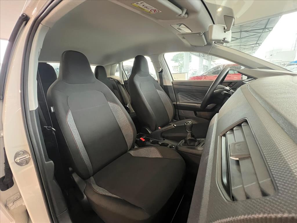 POLO 1.0 MPI TRACK MANUAL15
