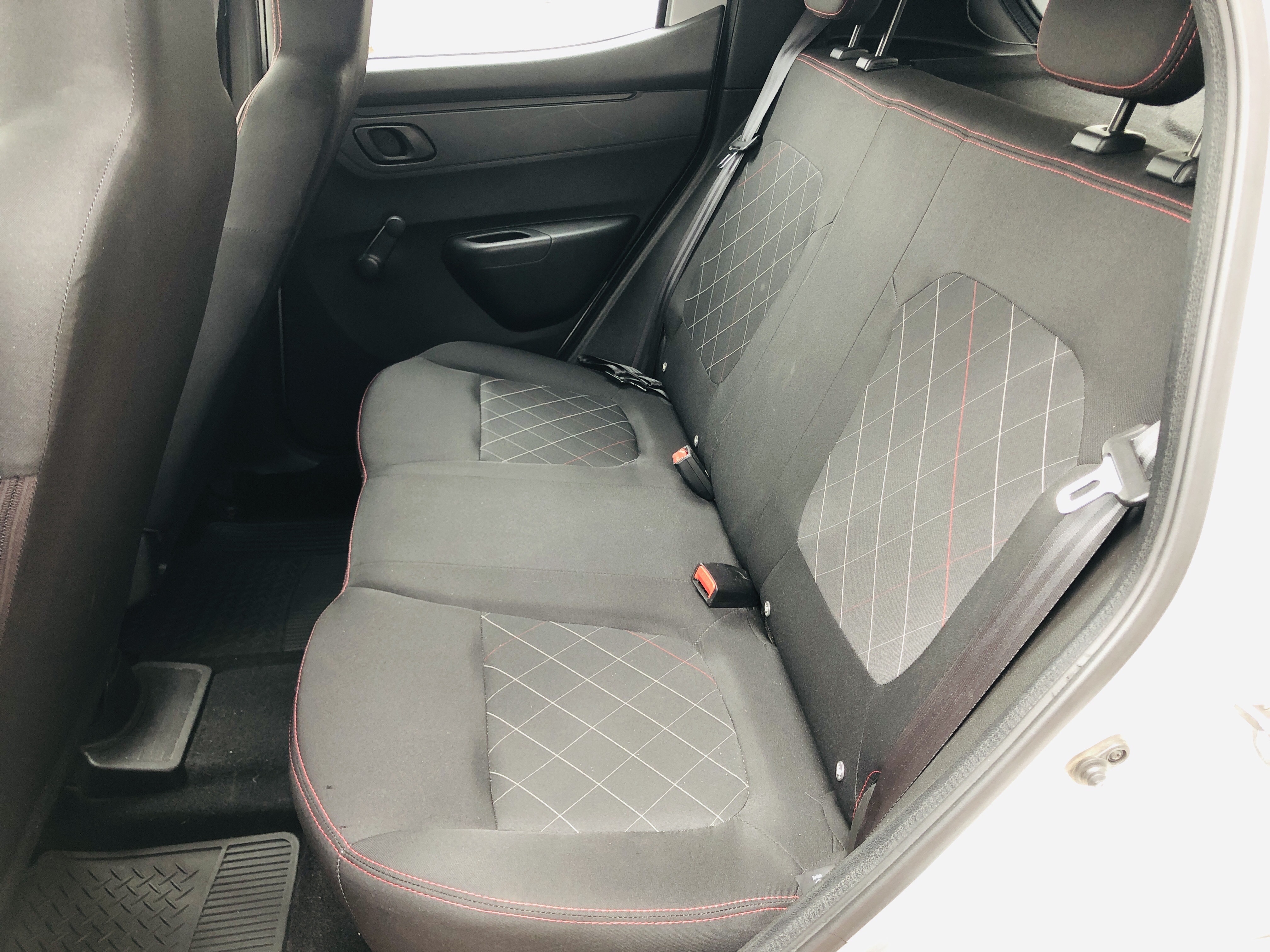 KWID 1.0 12V SCE FLEX ZEN MANUAL8