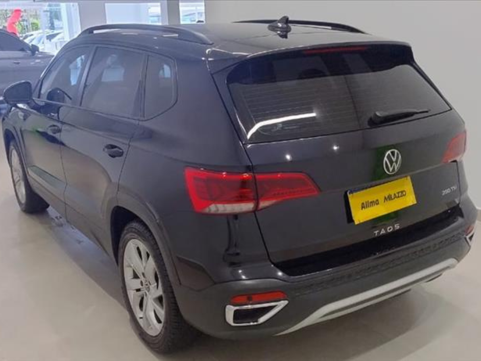 TAOS 1.4 250 TSI TOTAL FLEX COMFORTLINE AUTOMÁTICO5