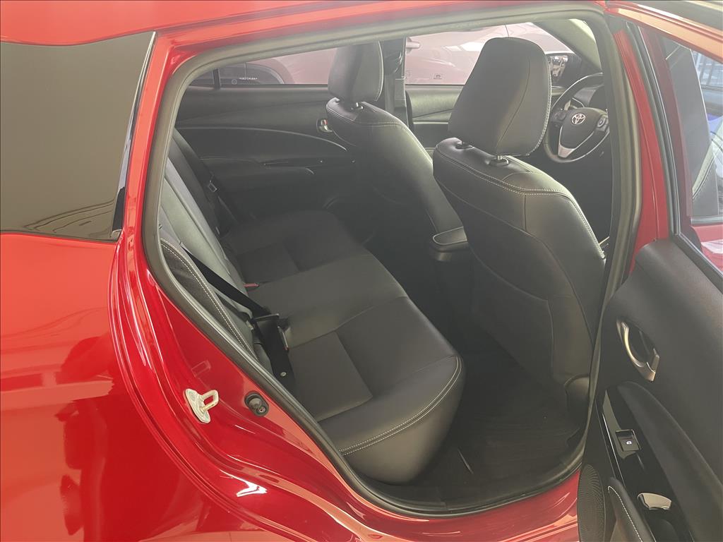 YARIS 1.5 16V FLEX XLS CONNECT MULTIDRIVE YARIS 1.5 16V FLEX XLS CONNECT MULTIDRIVE