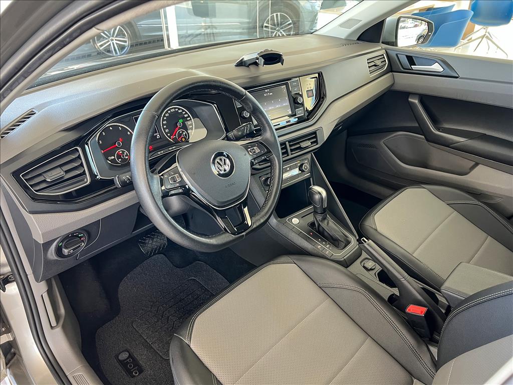 POLO 1.0 200 TSI COMFORTLINE AUTOMÁTICO12