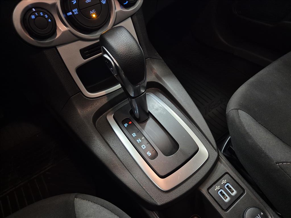 FIESTA 1.6 TI-VCT FLEX SE MANUAL