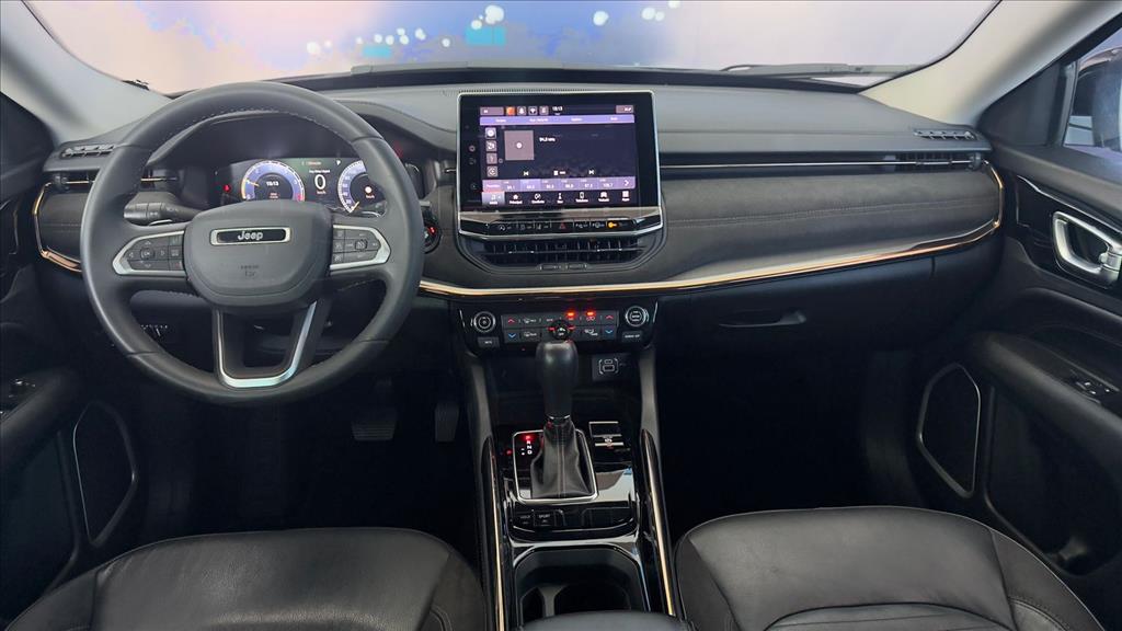 COMMANDER 1.3 T270 TURBO FLEX LIMITED AT6