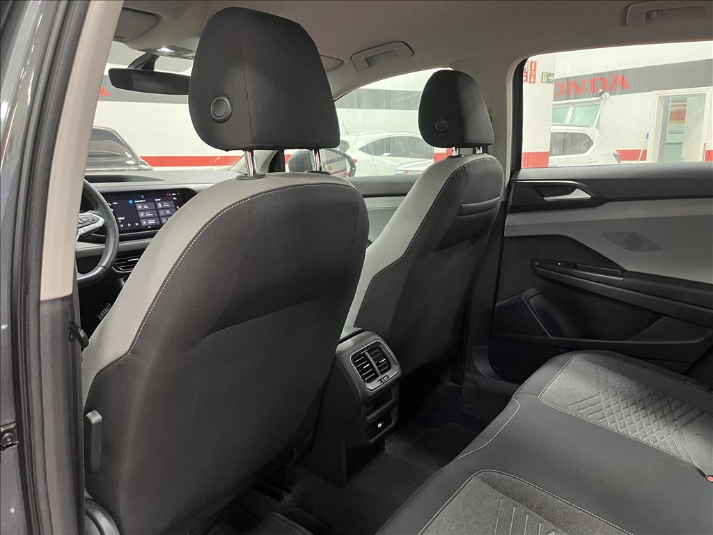 TAOS 1.4 250 TSI TOTAL FLEX COMFORTLINE AUTOMÁTICO11