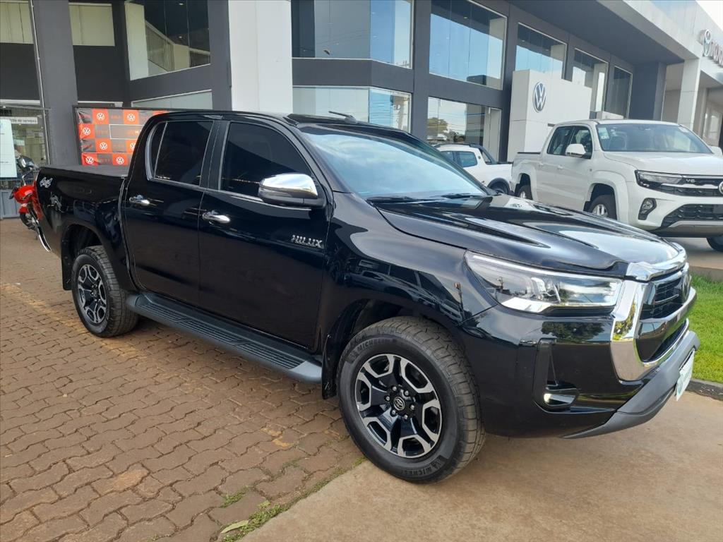 HILUX 2.8 D-4D TURBO DIESEL CD SRX 4X4 AUTOMÁTICO1