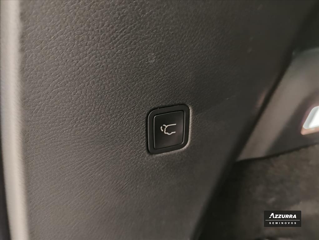 COMMANDER 2.2 TURBO DIESEL OVERLAND AT912