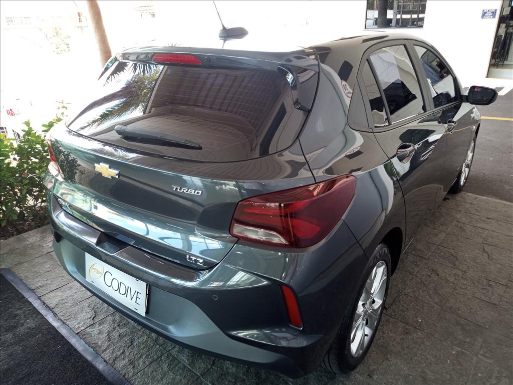 ONIX 1.0 TURBO FLEX LTZ AUTOMÁTICO5