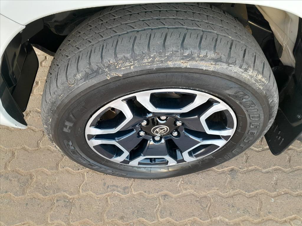 HILUX 2.8 D-4D TURBO DIESEL CD SRX 4X4 AUTOMÁTICO13