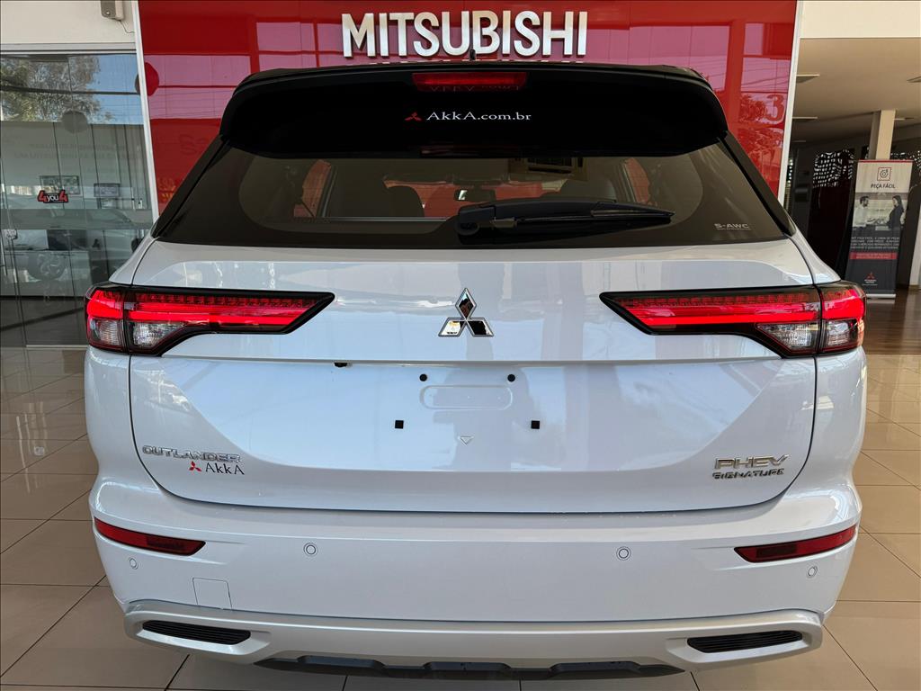 Mitsubishi-OUTLANDER-2.4 PHEV SIGNATURE S-AWC DHT