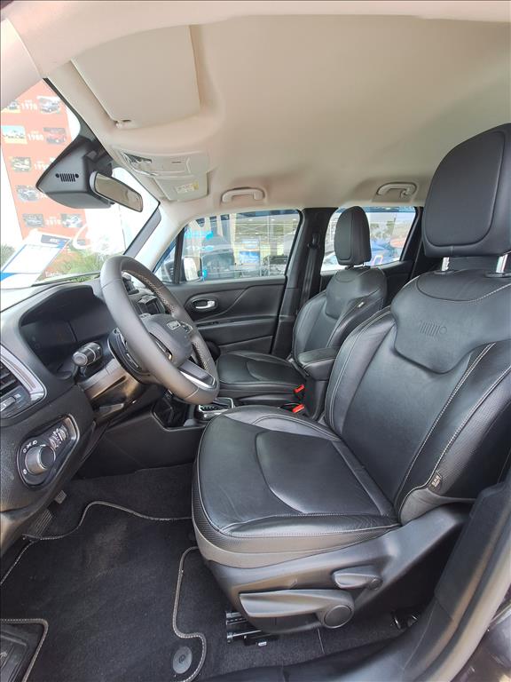 RENEGADE 1.3 T270 TURBO FLEX LONGITUDE AT69