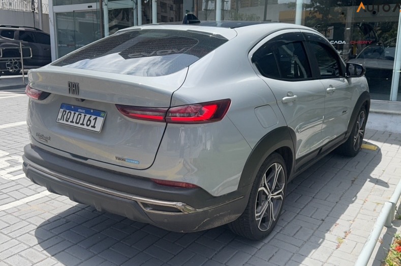 Fiat-FASTBACK-1.0 TURBO 200 HYBRID IMPETUS CVT