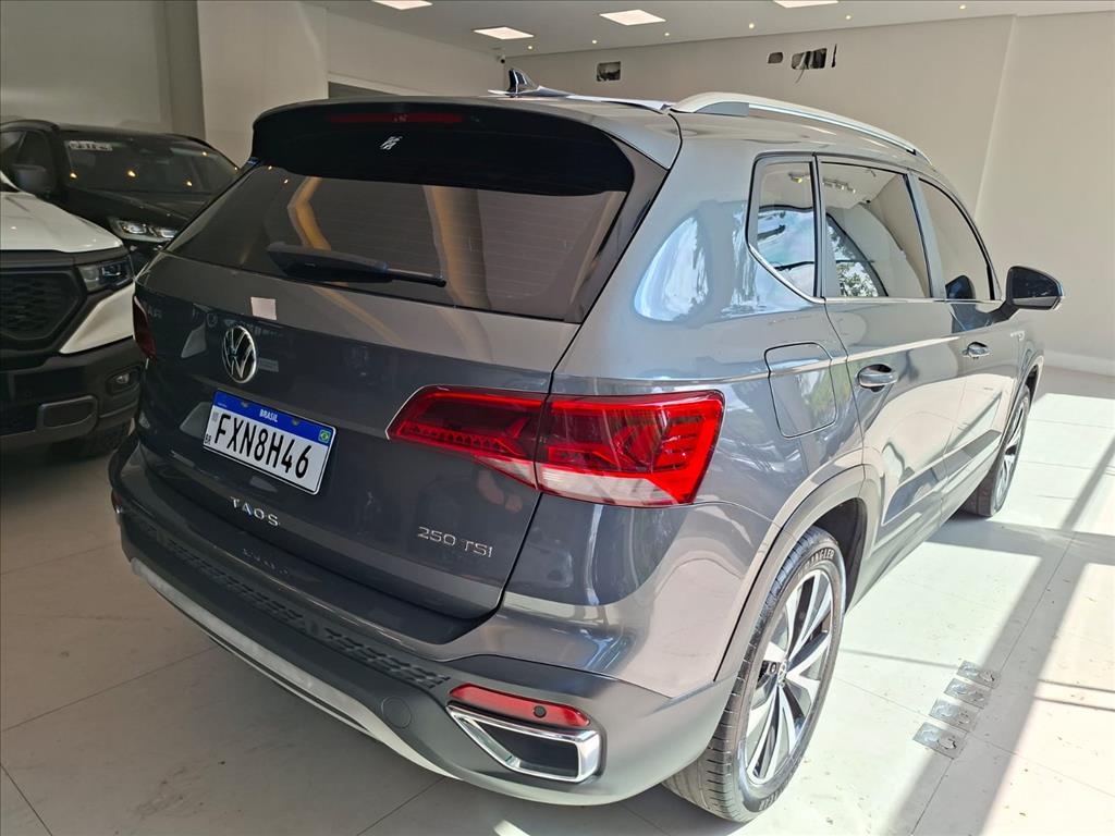 TAOS 1.4 250 TSI TOTAL FLEX HIGHLINE AUTOMÁTICO3