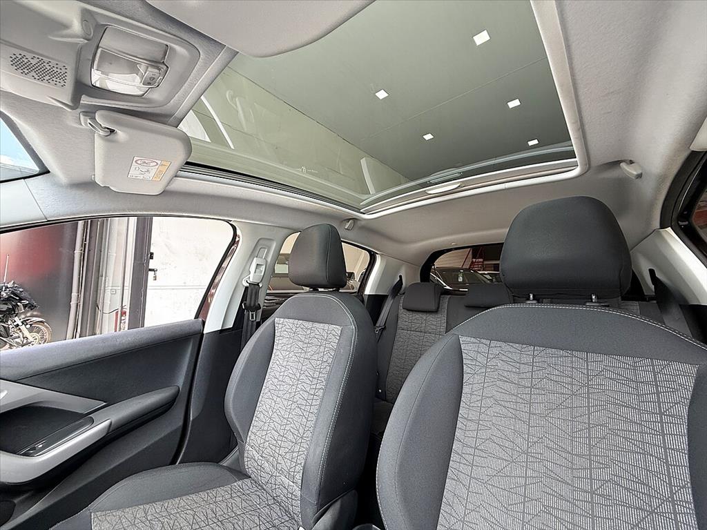 Peugeot 208 - 1.2 ALLURE 12V FLEX 4P MANUAL