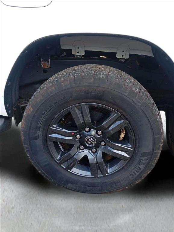 HILUX 2.7 VVT-i FLEX CD SR 4X2 AUTOMÁTICO11