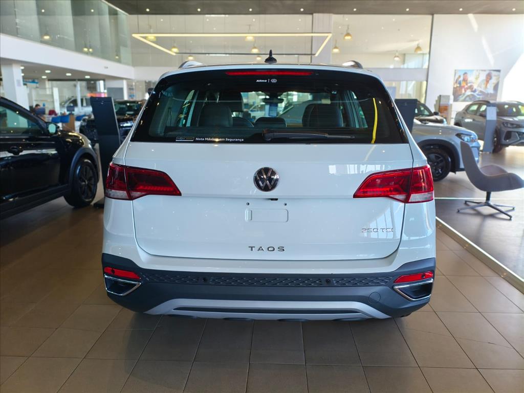 TAOS 1.4 250 TSI TOTAL FLEX HIGHLINE AUTOMÁTICO