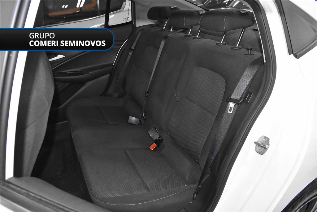 ONIX PLUS 1.0 TURBO FLEX LT AUTOMÁTICO9